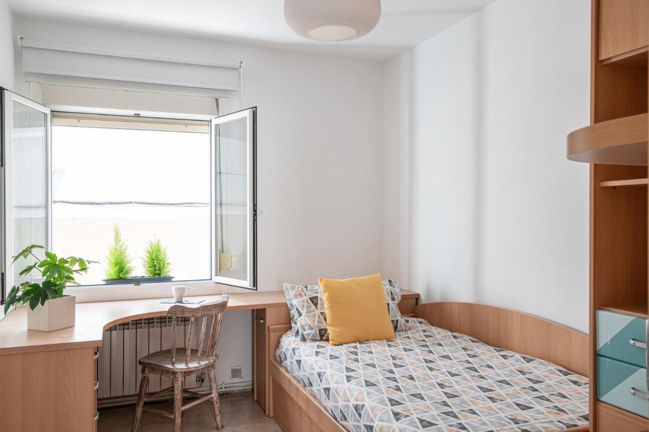 Amandere Apartment Пампона Екстериор снимка